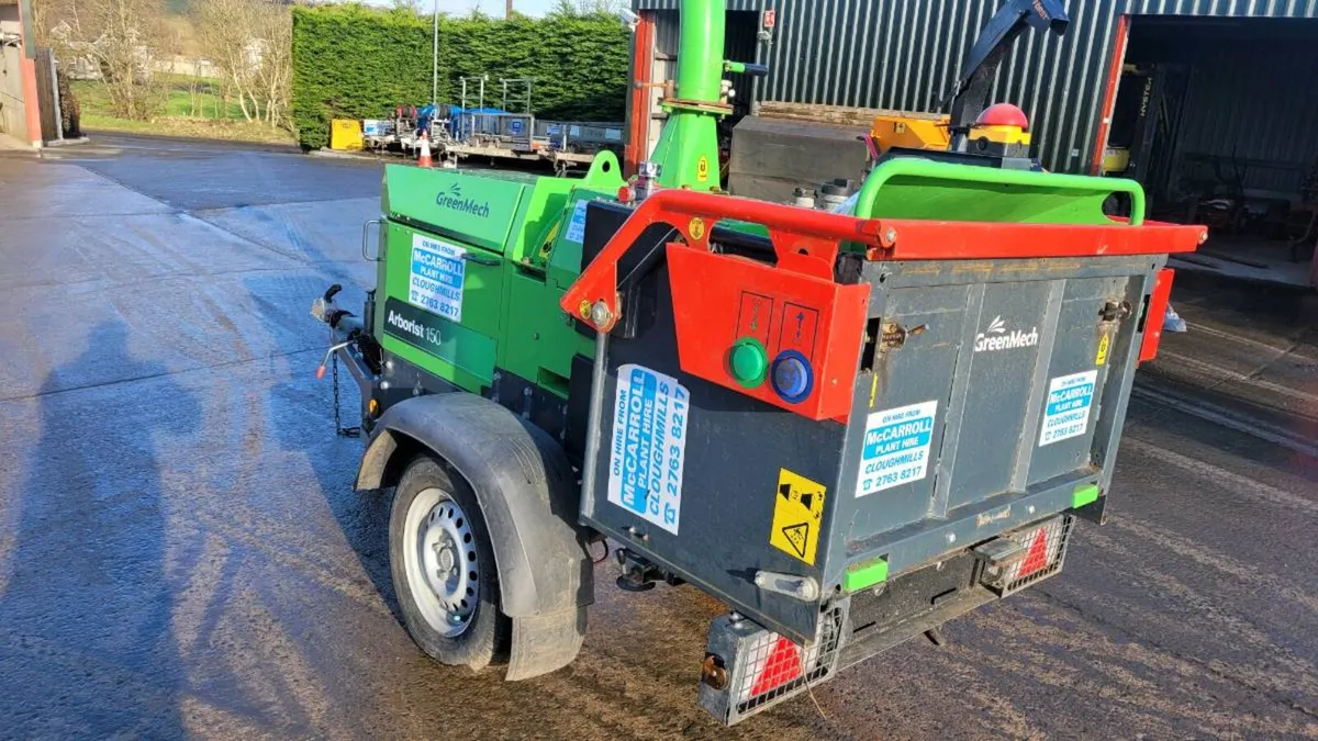 Shredder/ Wood Chipper - Image 2