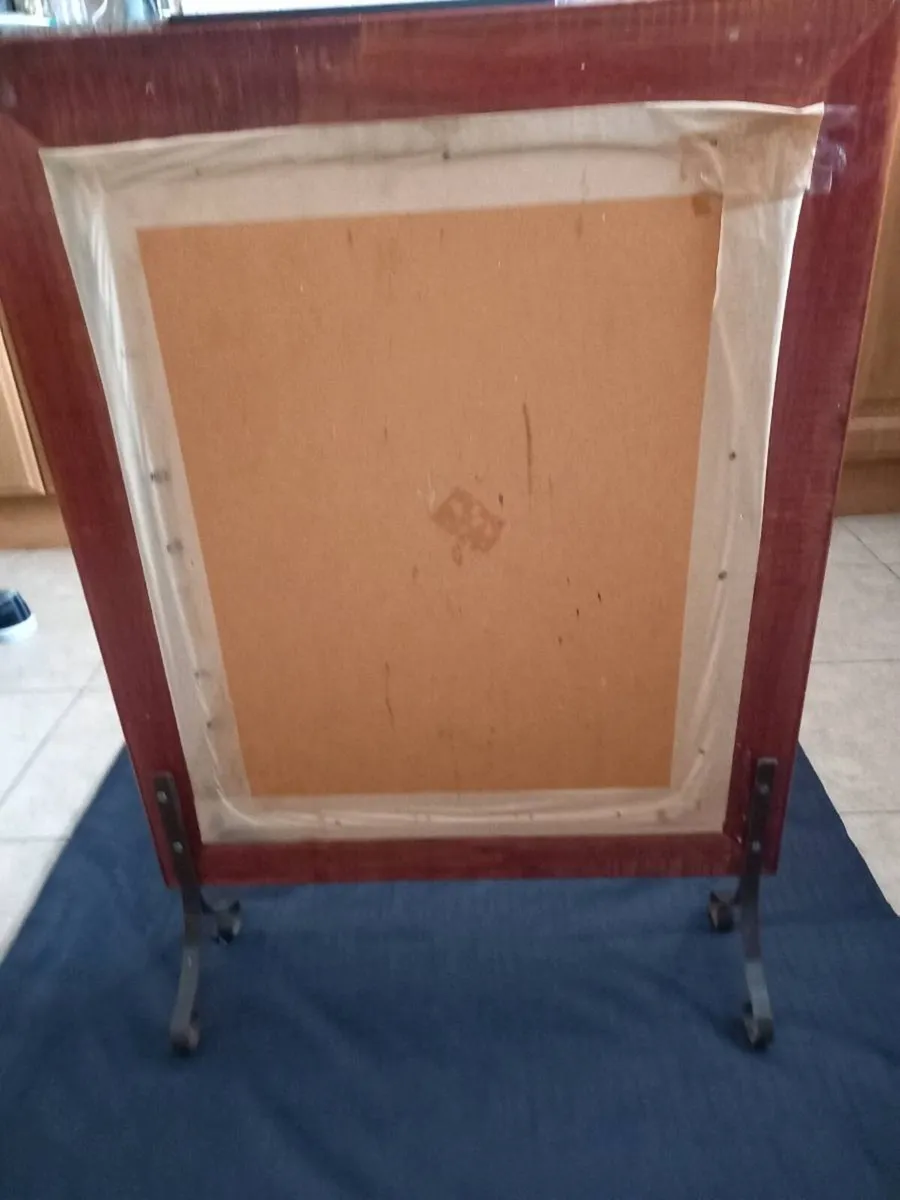 Old Type Firescreen - Image 3