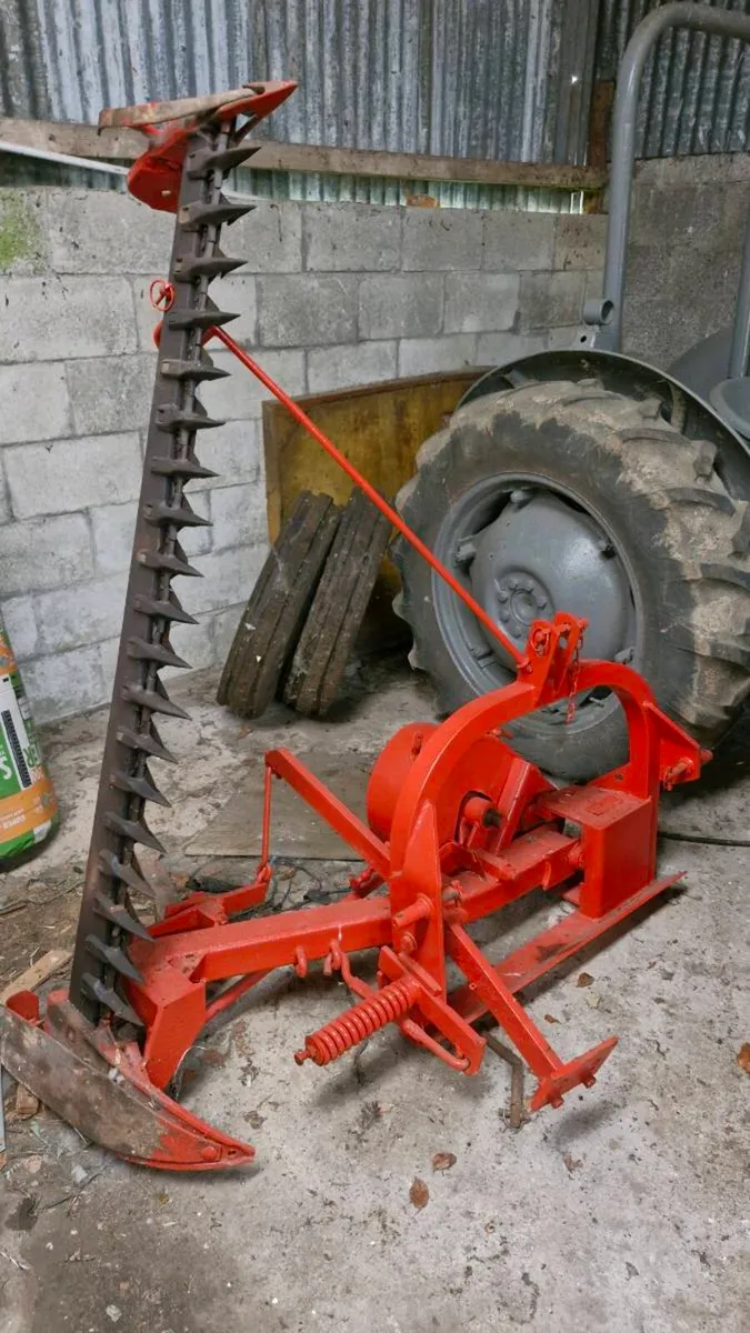 Massey Ferguson fingerbar mower - Image 1