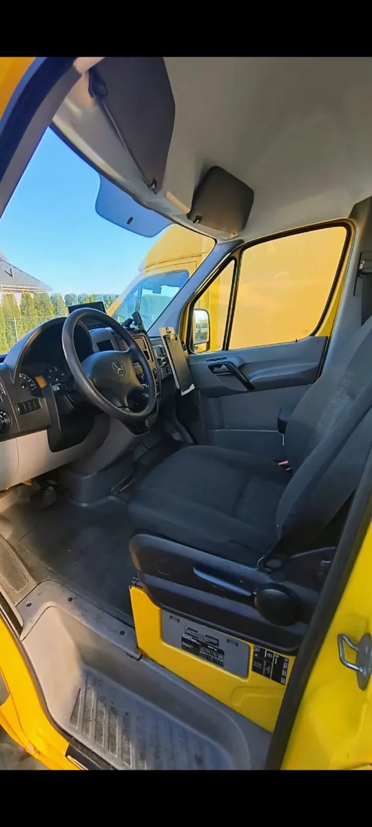 2011 Sprinter 310 lhd - Image 4