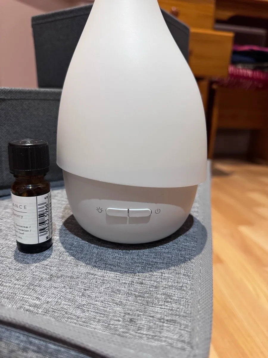 Oil diffuser - Image 1