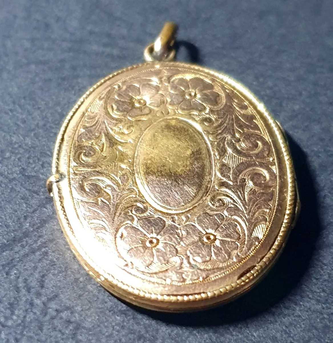 Vintage 15ct Gold Victorian Opening Locket - Image 4