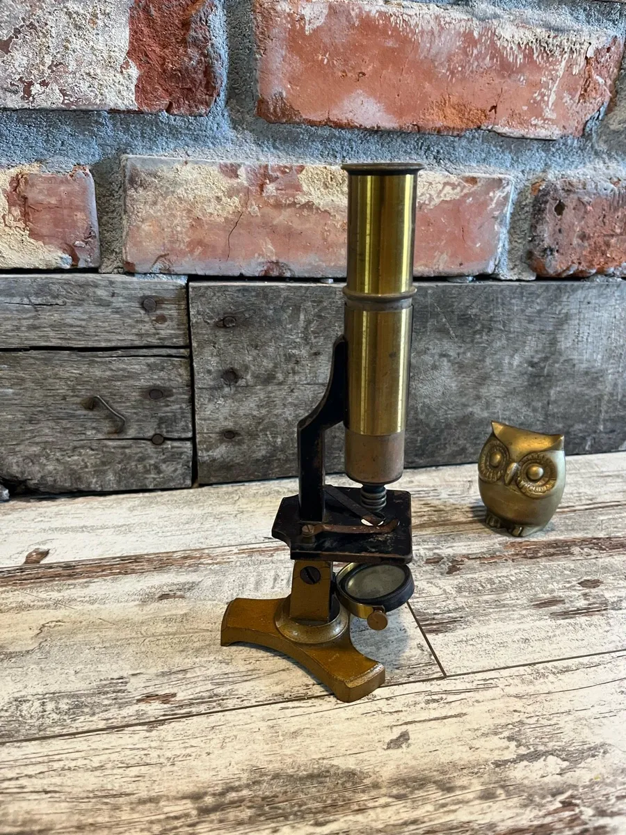 Vintage microscope - Image 4