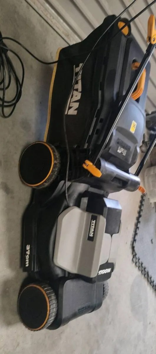 Titan electric push mower - Image 4