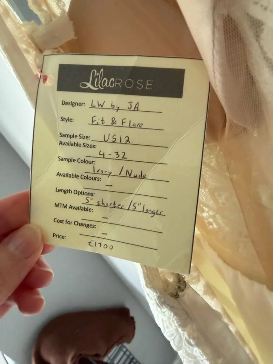 Wedding dress - Image 1