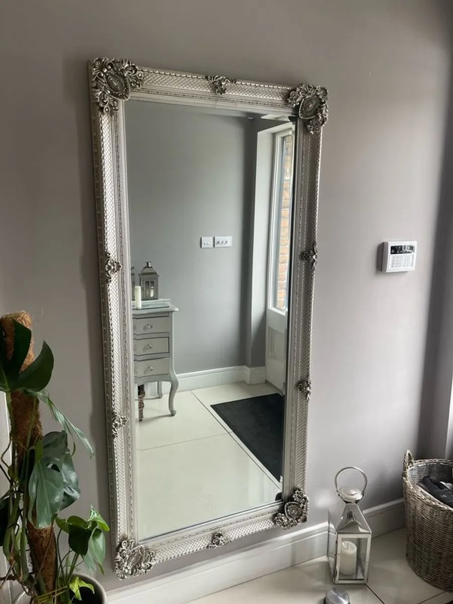 large mirror - Image 1