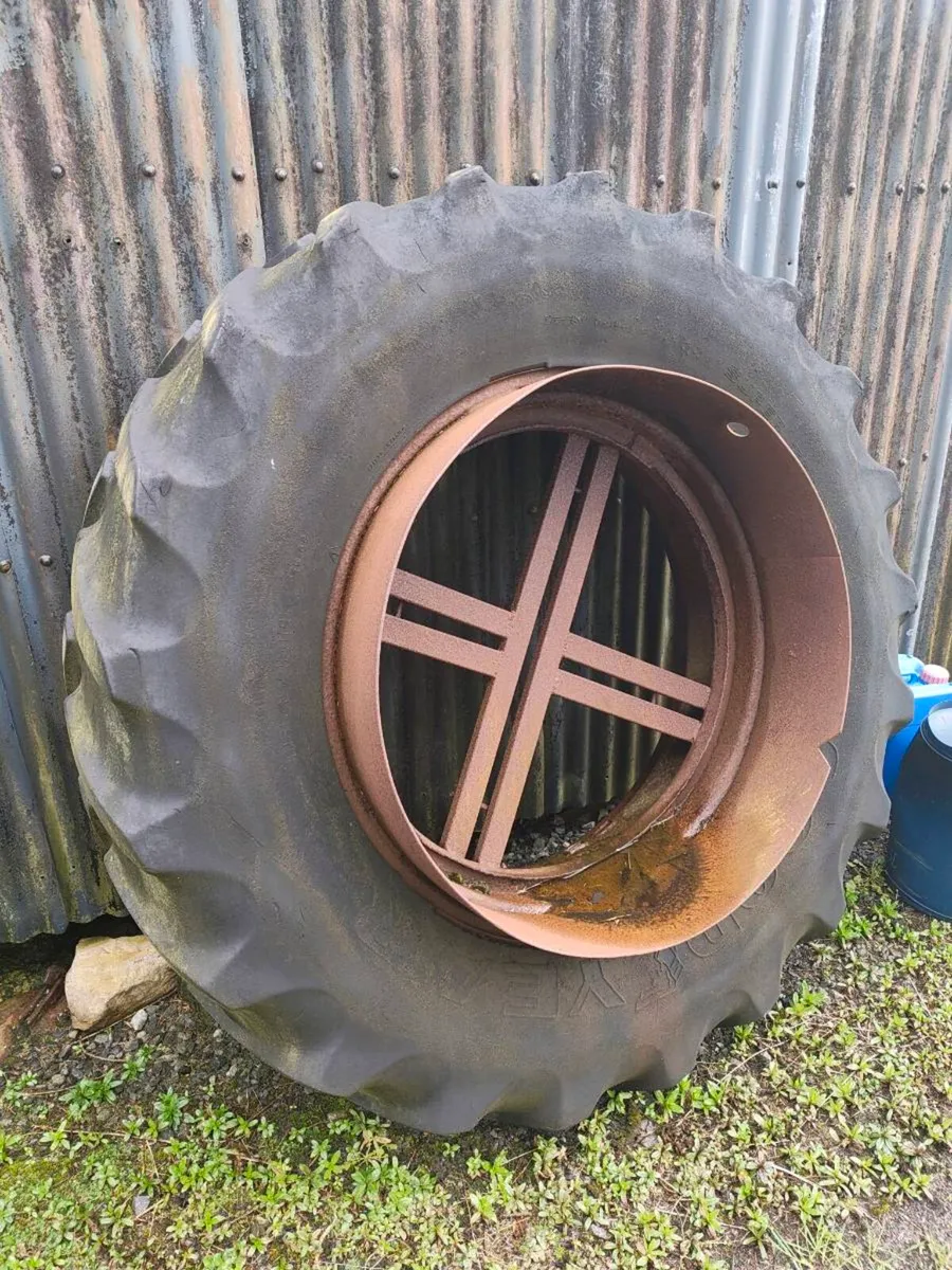 TRACTOR TWIN WHEELS - Image 2