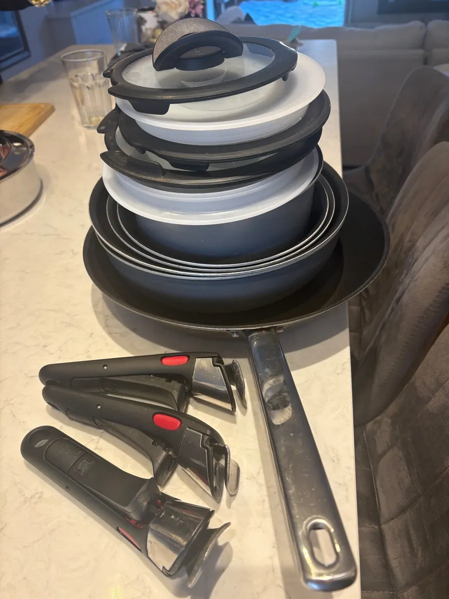 Free Pots & pans - Image 2