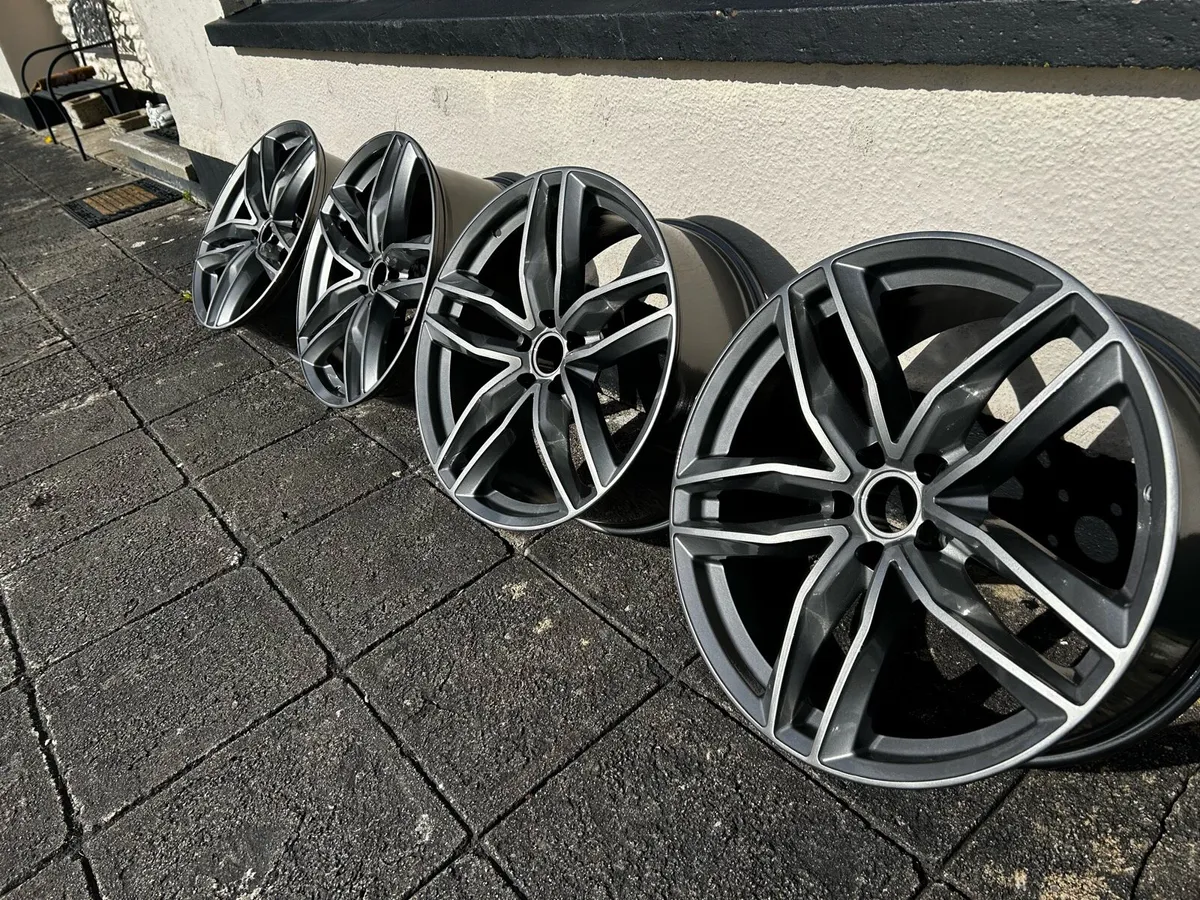 Audi 20” alloys - Image 1