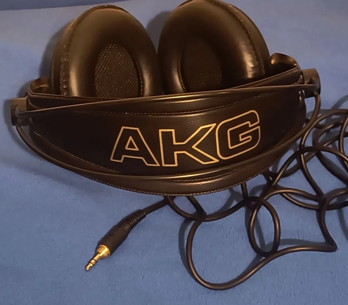 AKG K-240 Studio headphones - Image 2