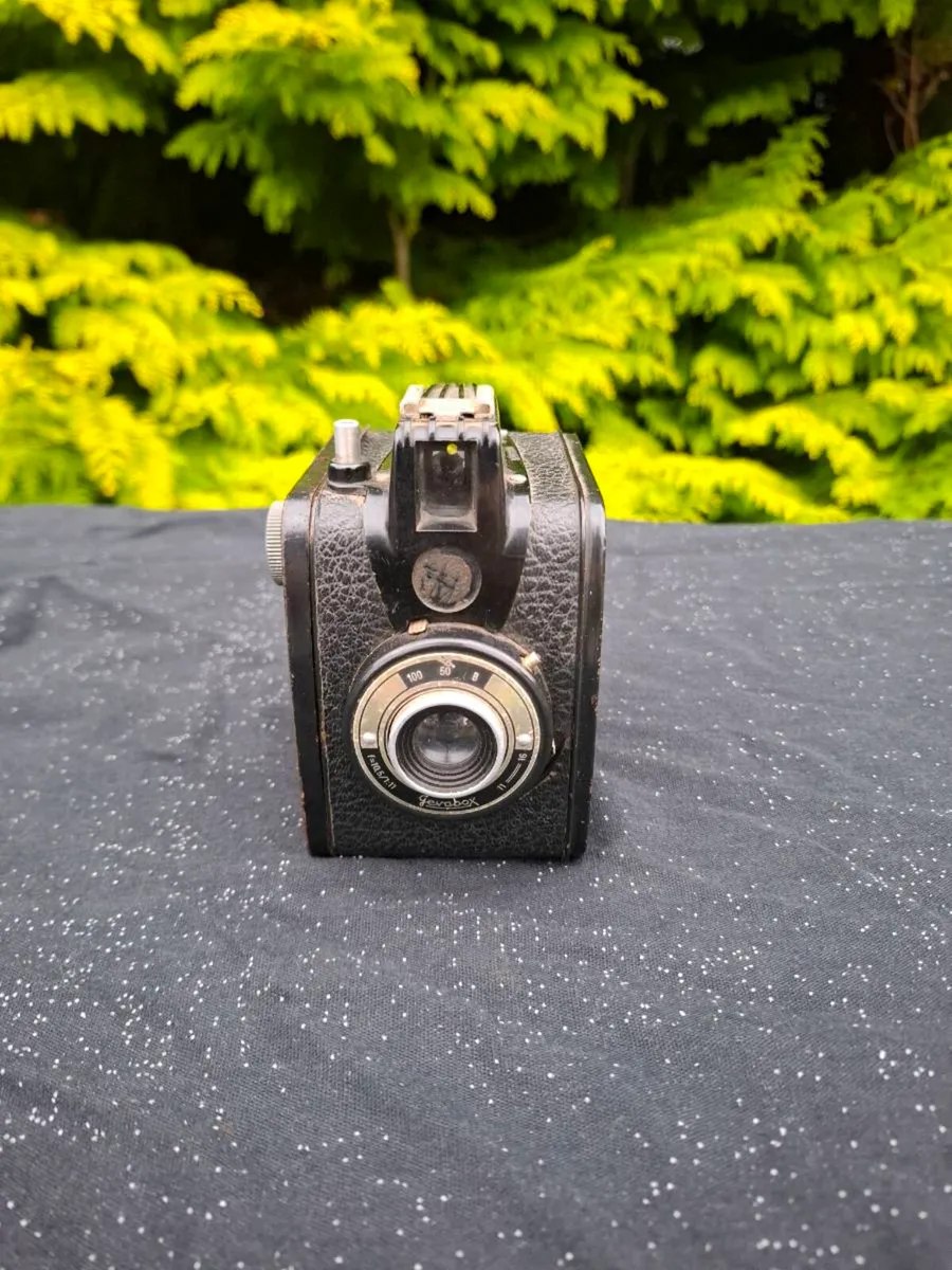 Vintage camera postage possible - Image 2