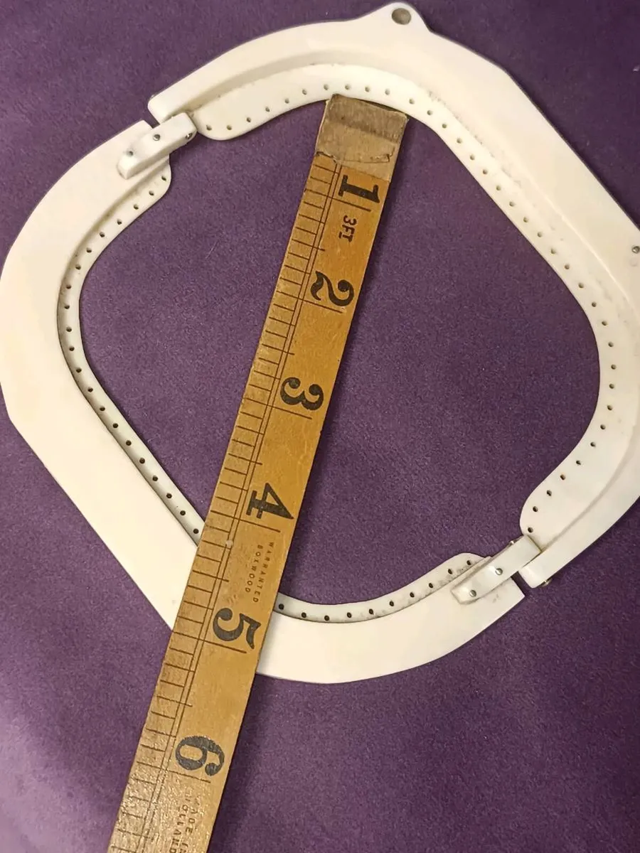 Vintage Purse Bar/Frame - Image 4