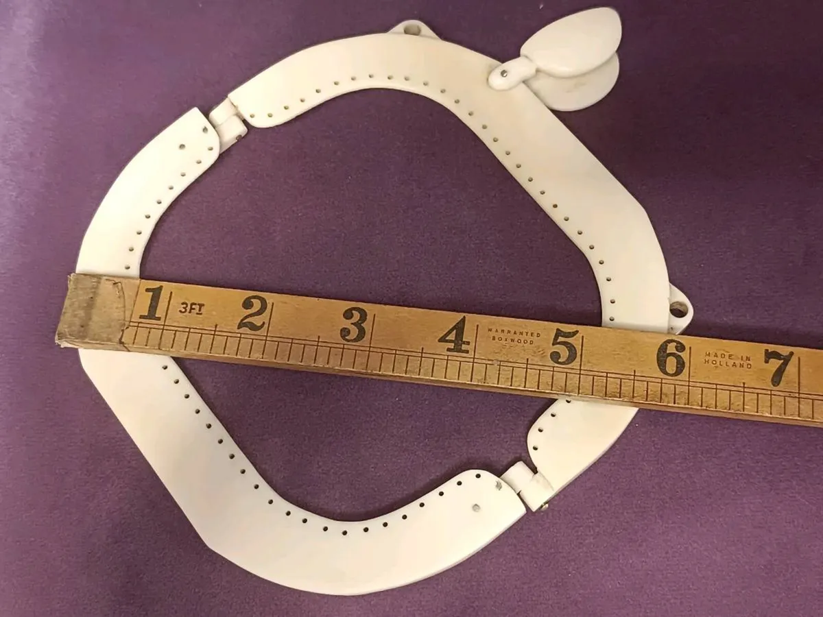 Vintage Purse Bar/Frame - Image 2