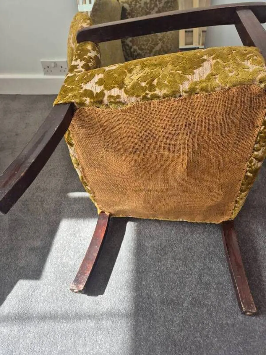 Vintage armchair solid wood frame & damask upholstery - Image 4