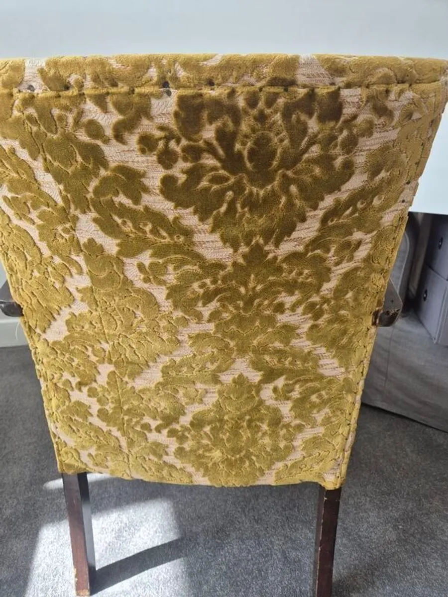 Vintage armchair solid wood frame & damask upholstery - Image 3