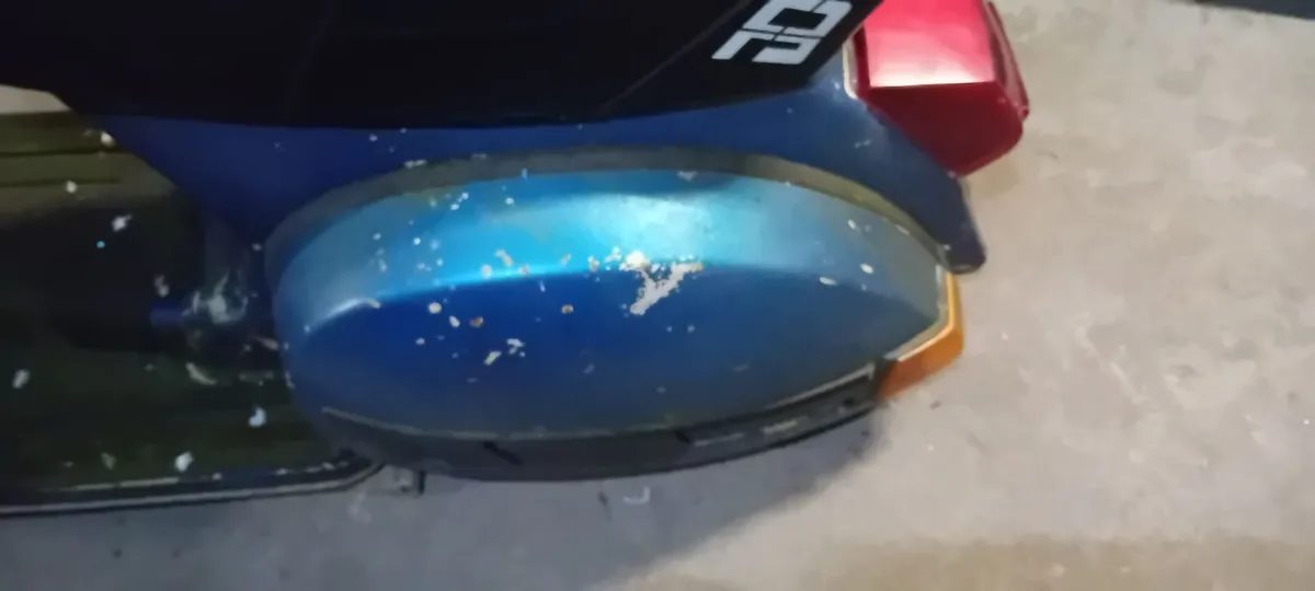 Breaking Vespa PX Scooters - Image 2
