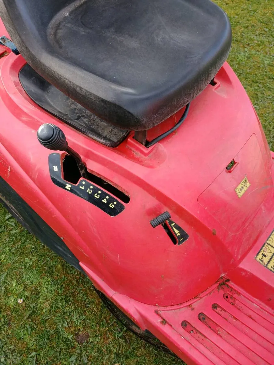 Castlegarden Briggs engine - Image 4