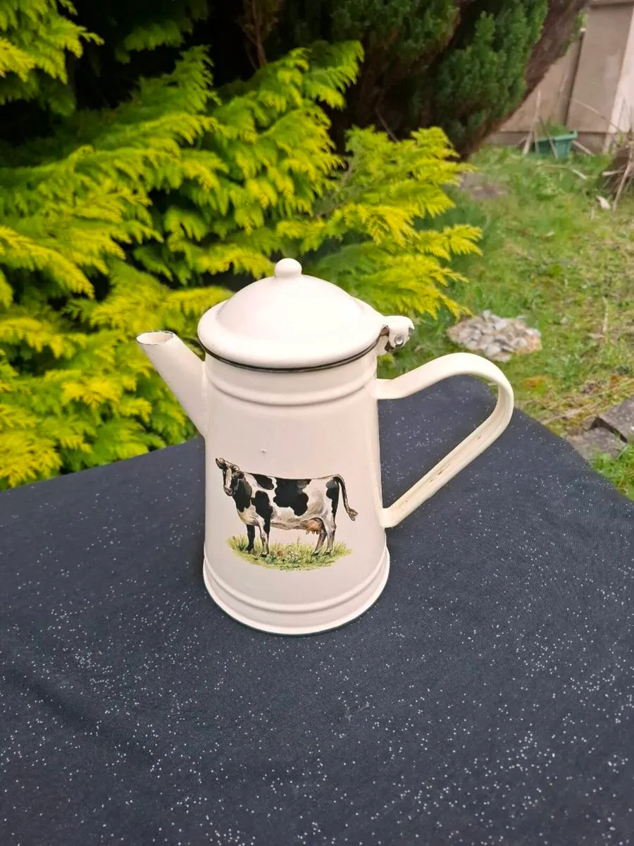 Cow enamel coffee pot postage possible - Image 1