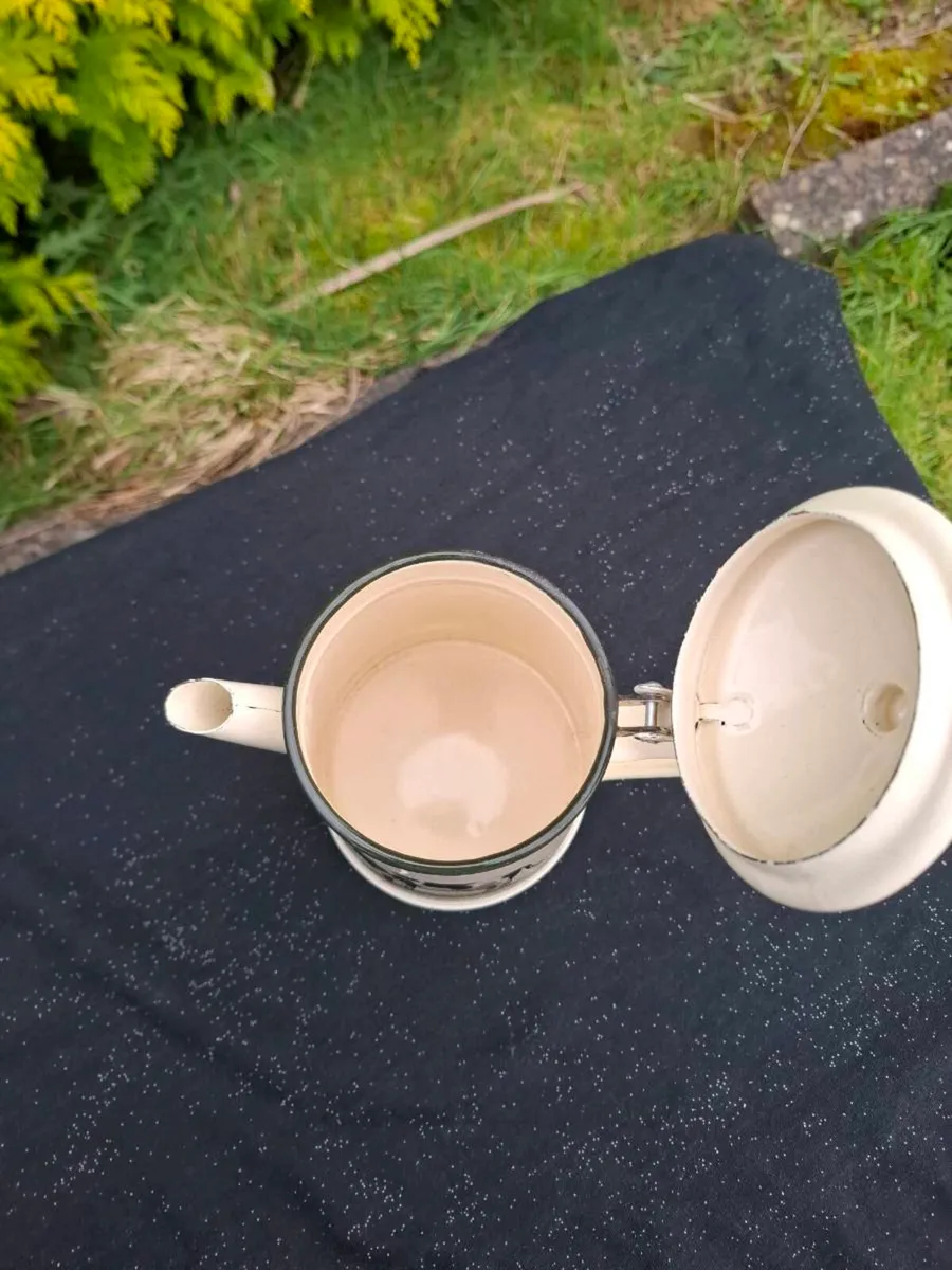 Cow enamel coffee pot postage possible - Image 2