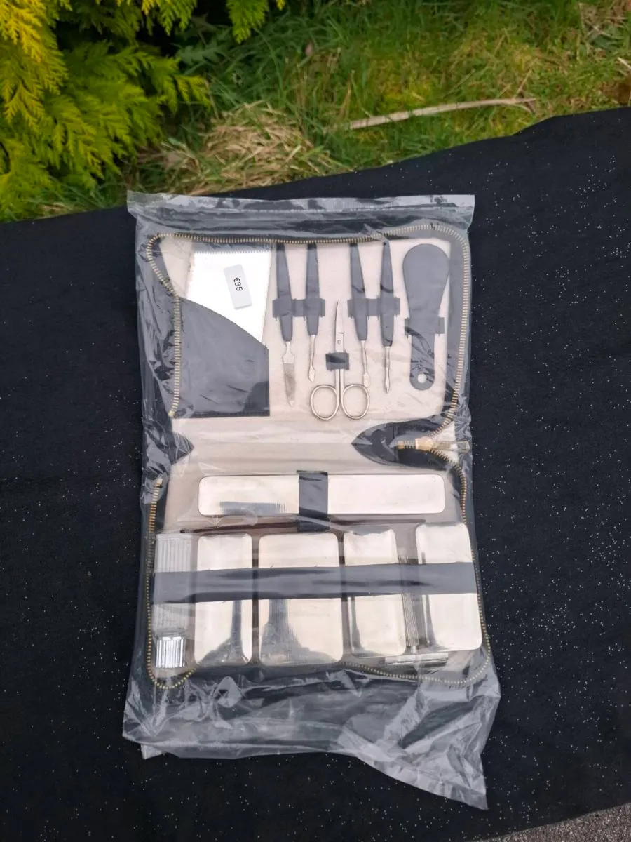 Vintage travel box postage possible