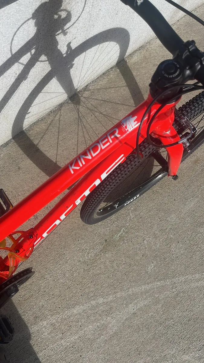 Kinder Bike – Excellent Condition - Image 3