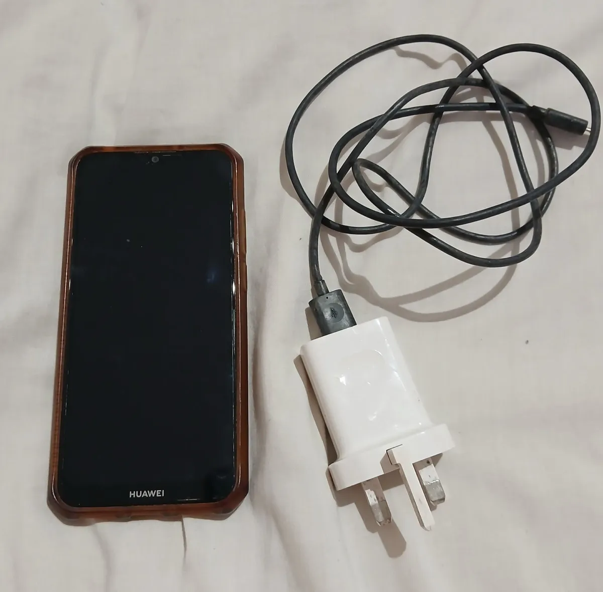 Huawei Y6 2019 - Image 2
