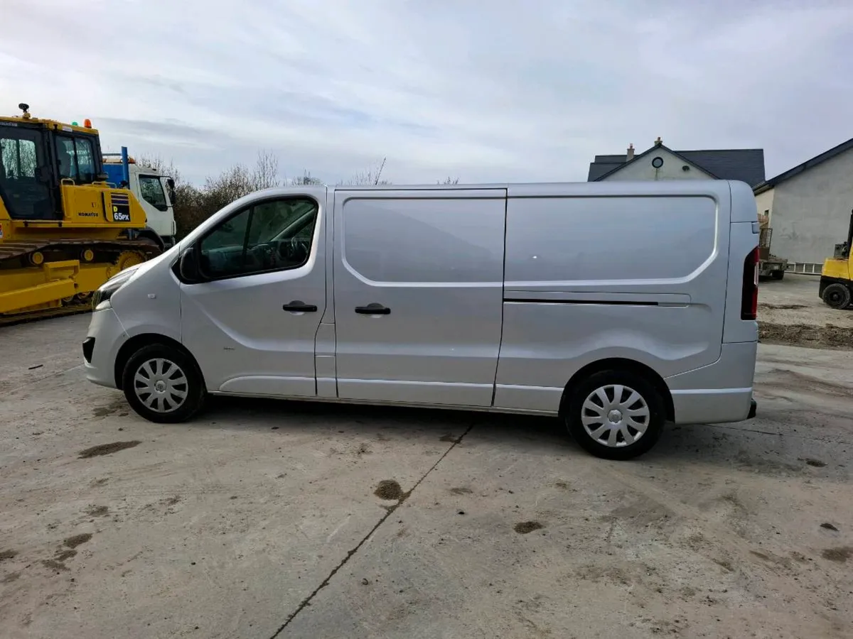 OPEL VIVARO SPORTIVE - Image 2