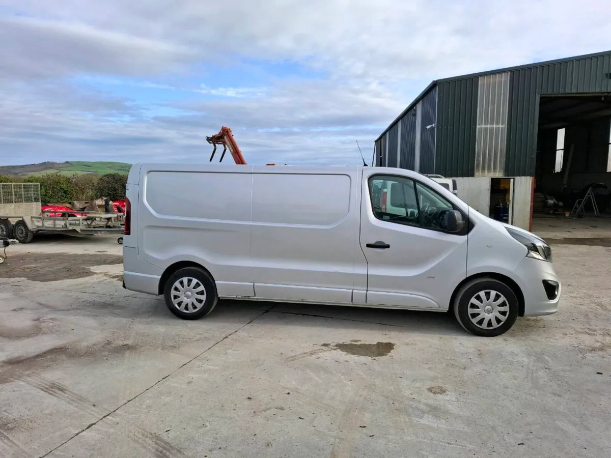 OPEL VIVARO SPORTIVE - Image 3