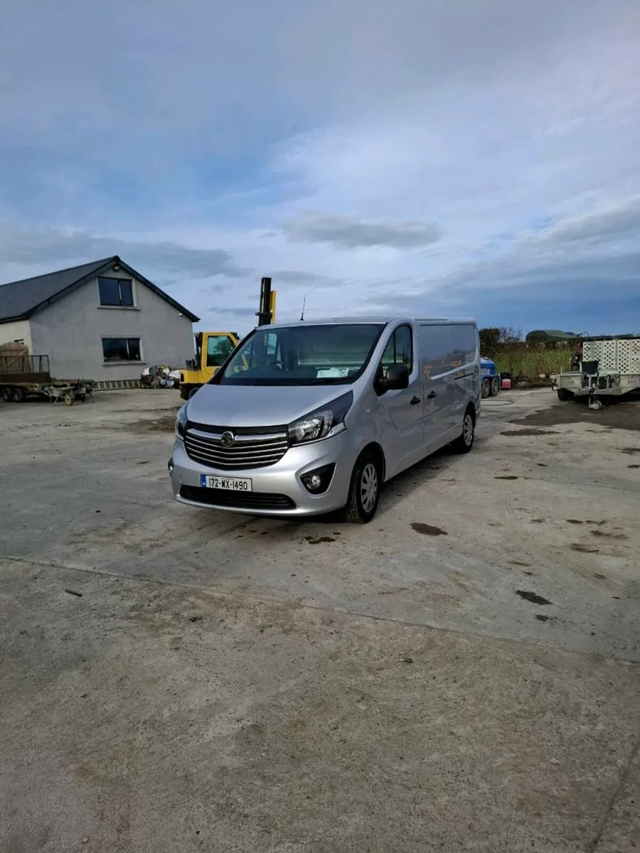 OPEL VIVARO SPORTIVE - Image 4