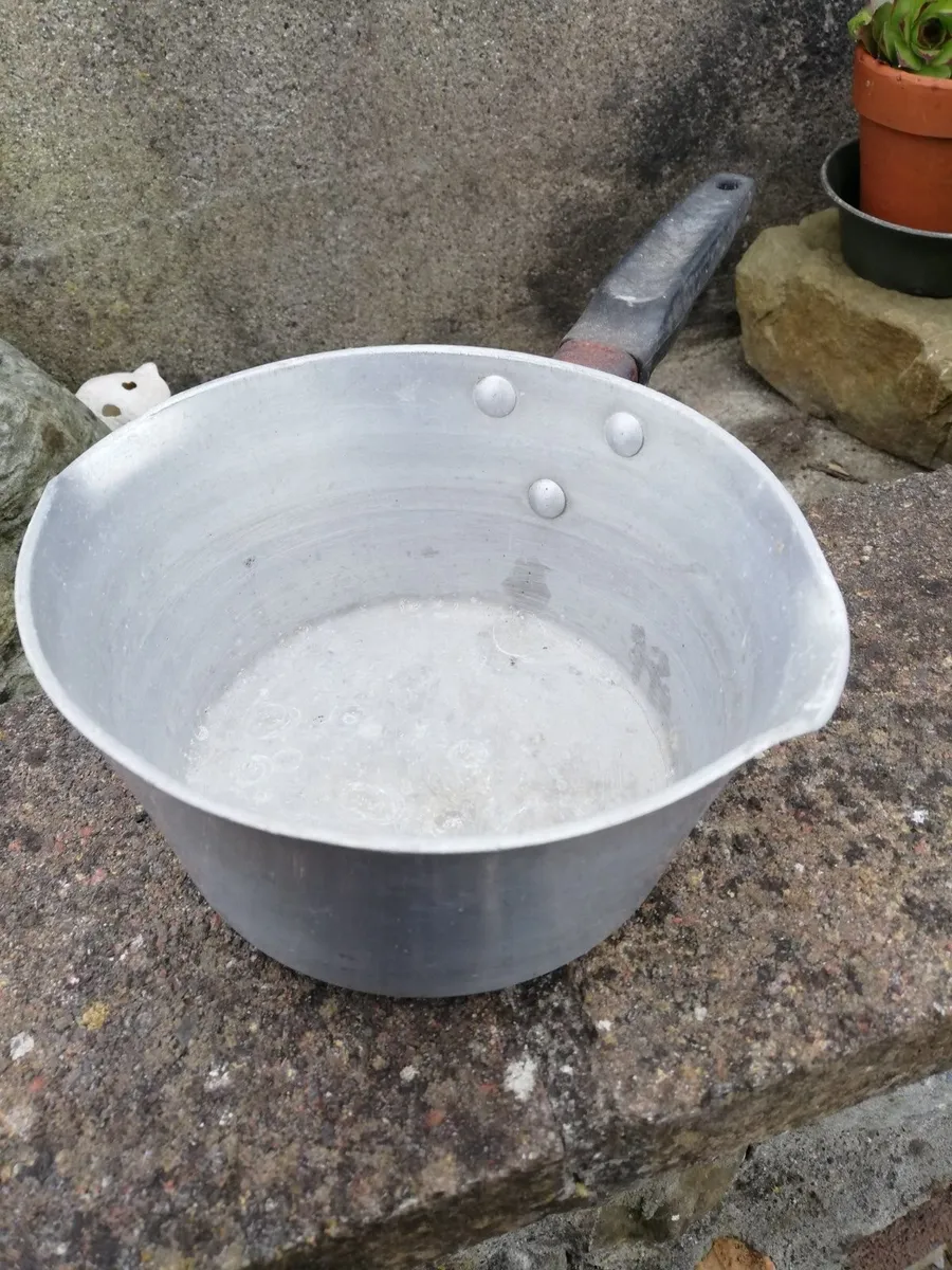 Vintage Alluminium Cooking Pots "Castle Brand" - Image 4