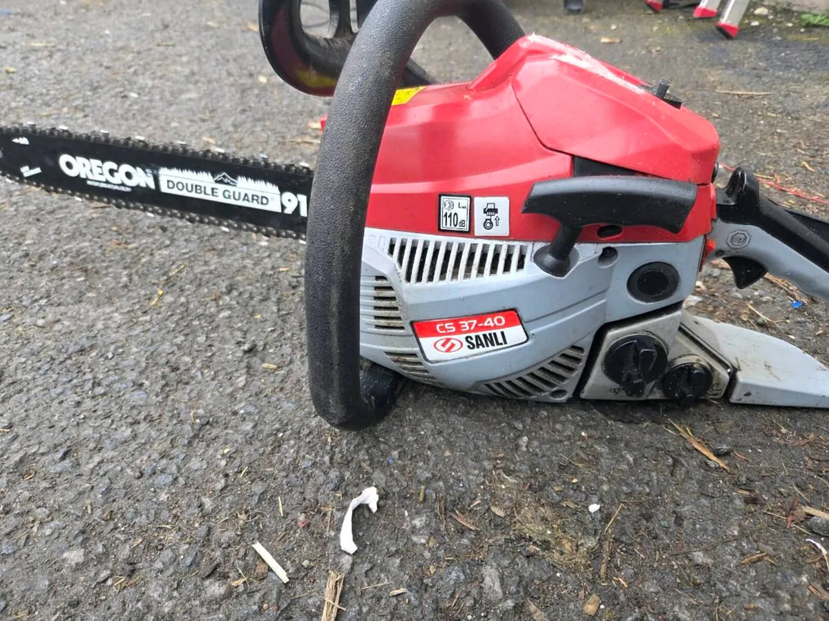 Sanli chainsaw - Image 1