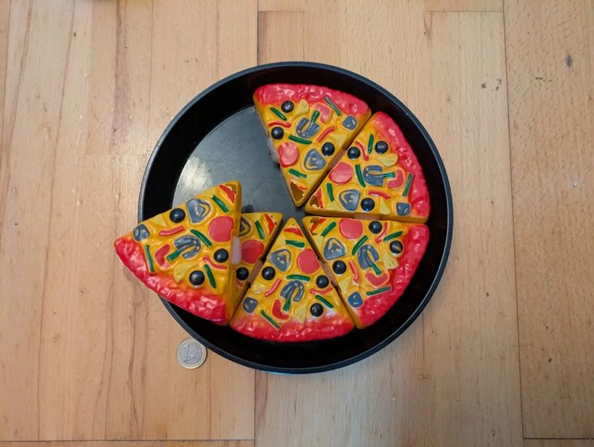 4 Toys (birthday cake, pizza, Tiki Miraculous character and phone) + 1 Bag - Image 3