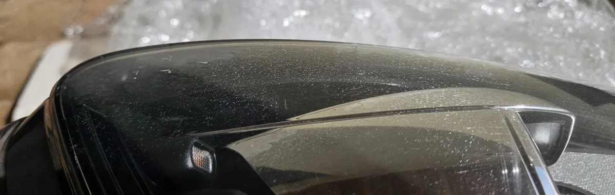 VW Sharan headlight 7N2941751B passenger side - Image 2