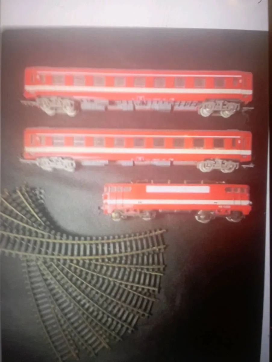 FRENCH  NATONAL RAILWAY (SNCF) LE CAPITOLE TRAIN - Image 2