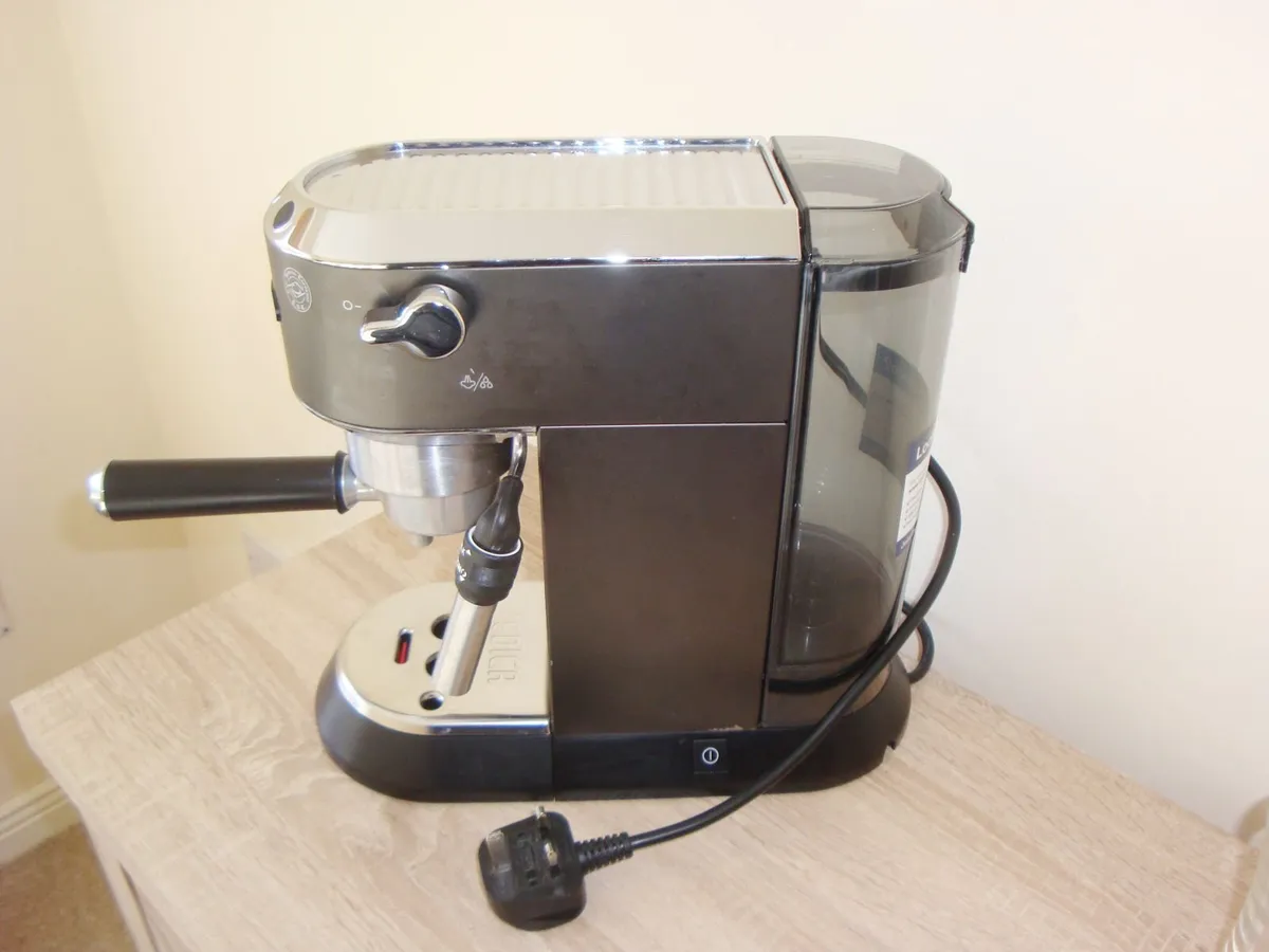 Coffee machine maker DeLonghi DEDICA EC685 black - Image 3
