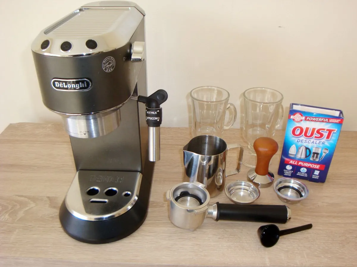 Coffee machine maker DeLonghi DEDICA EC685 black - Image 1