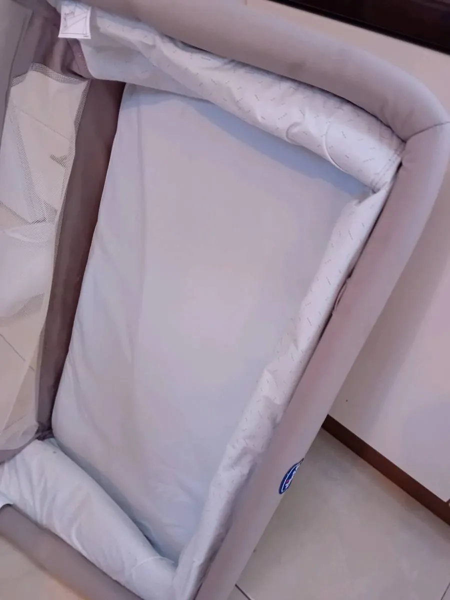 CHICCO NEXT2 ME BEDSIDE COT - Image 2