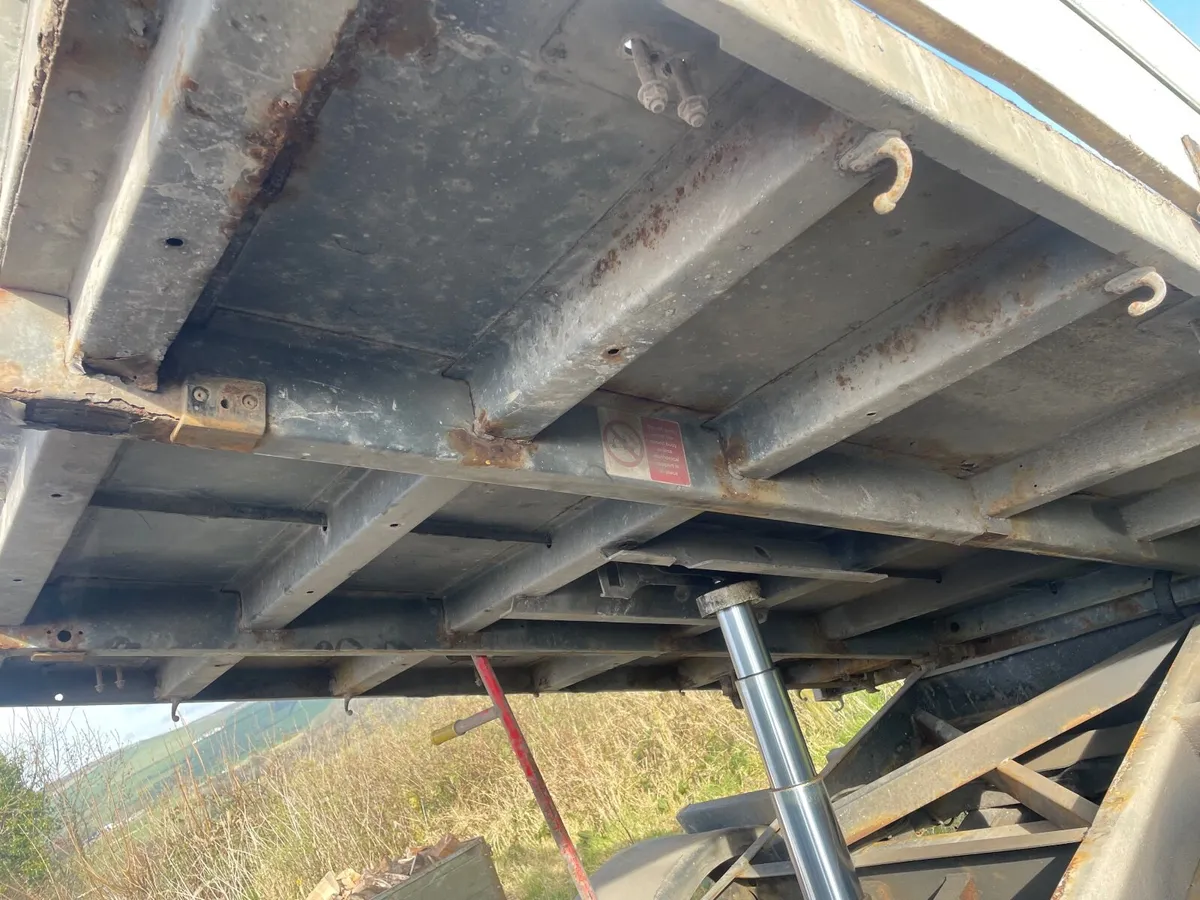 Ford Transit 2012 - Image 2