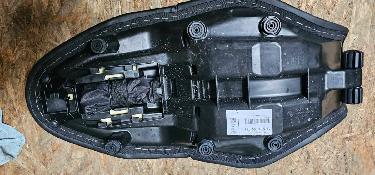 Bmw s1000xr low seat - Image 2