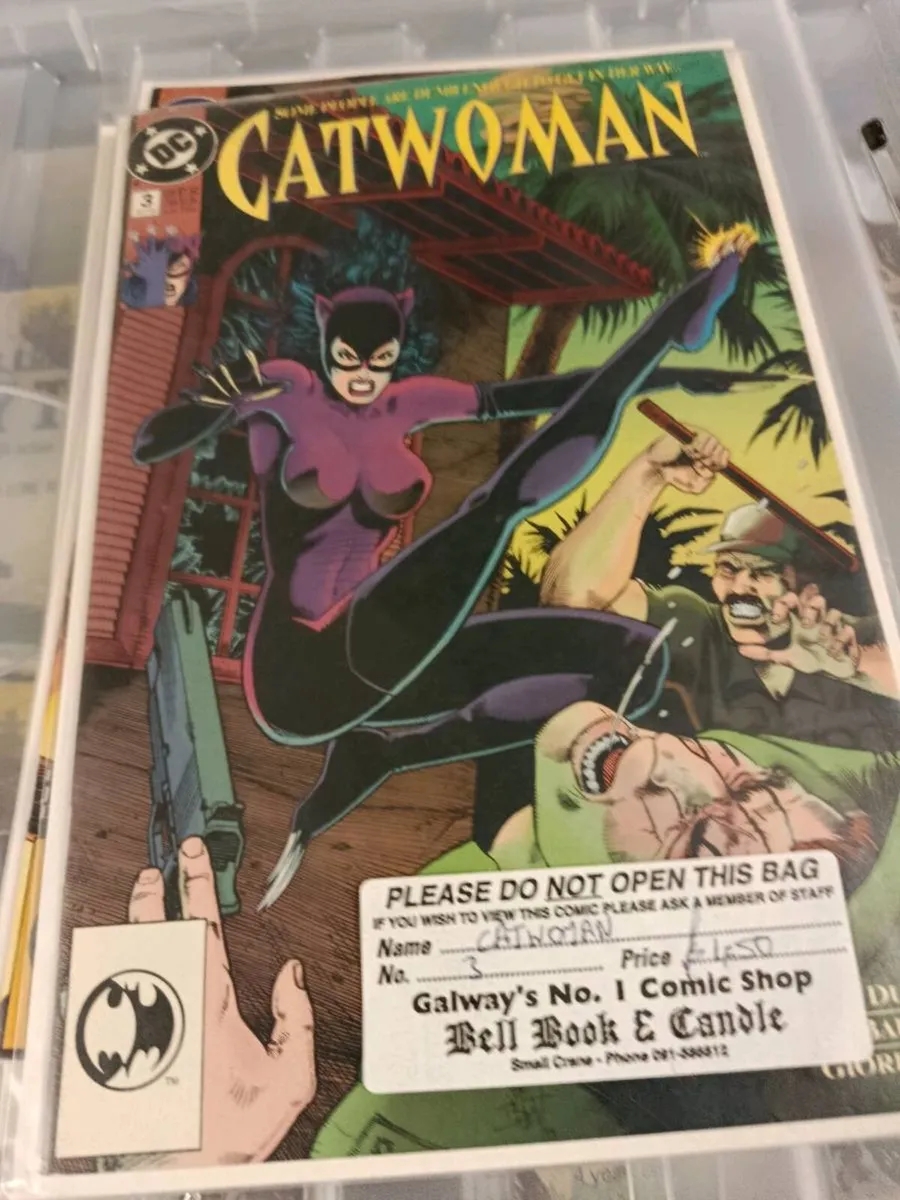 Catwoman lot - Image 3