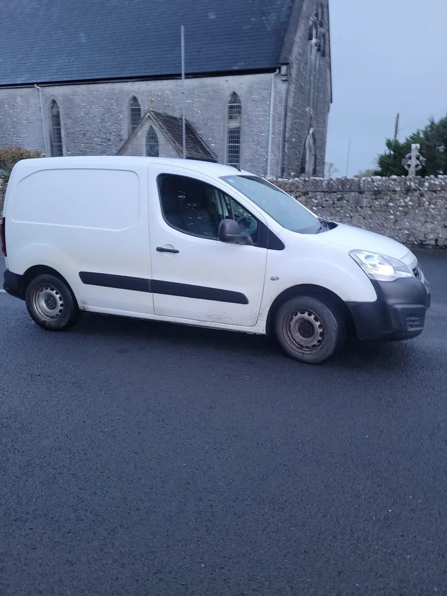 Citroen Berlingo van - Image 2