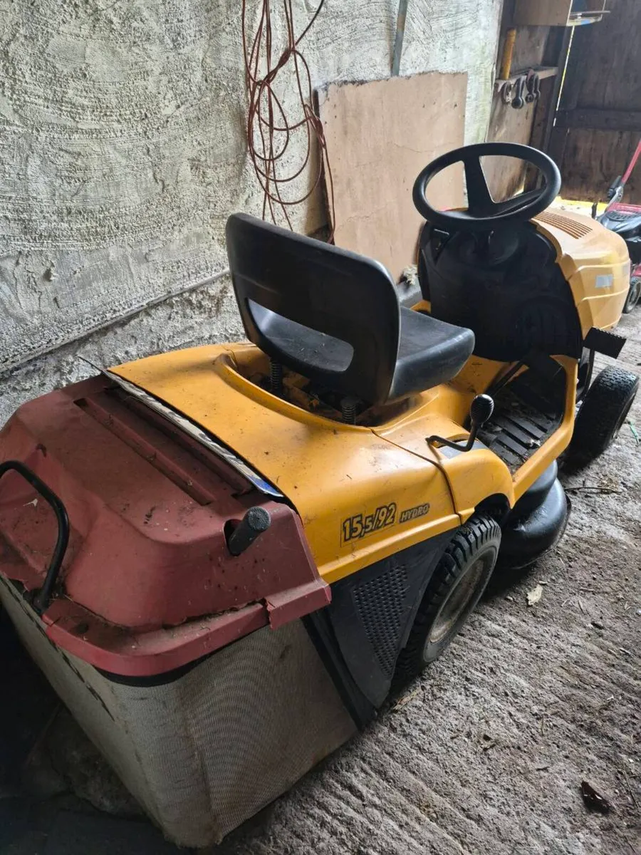 Ride on Lawnmower - Image 3