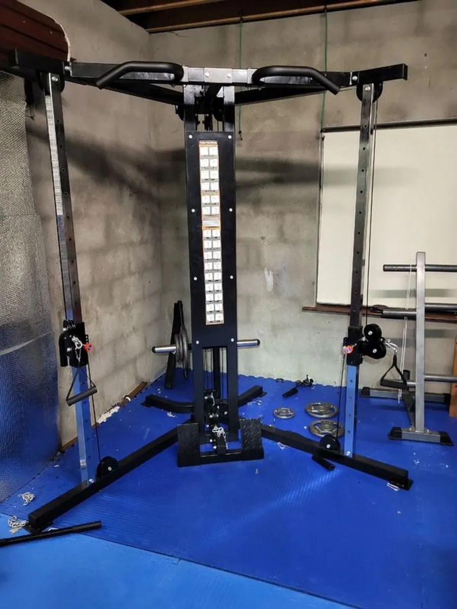 Plate Loaded Cable Crossover Machine