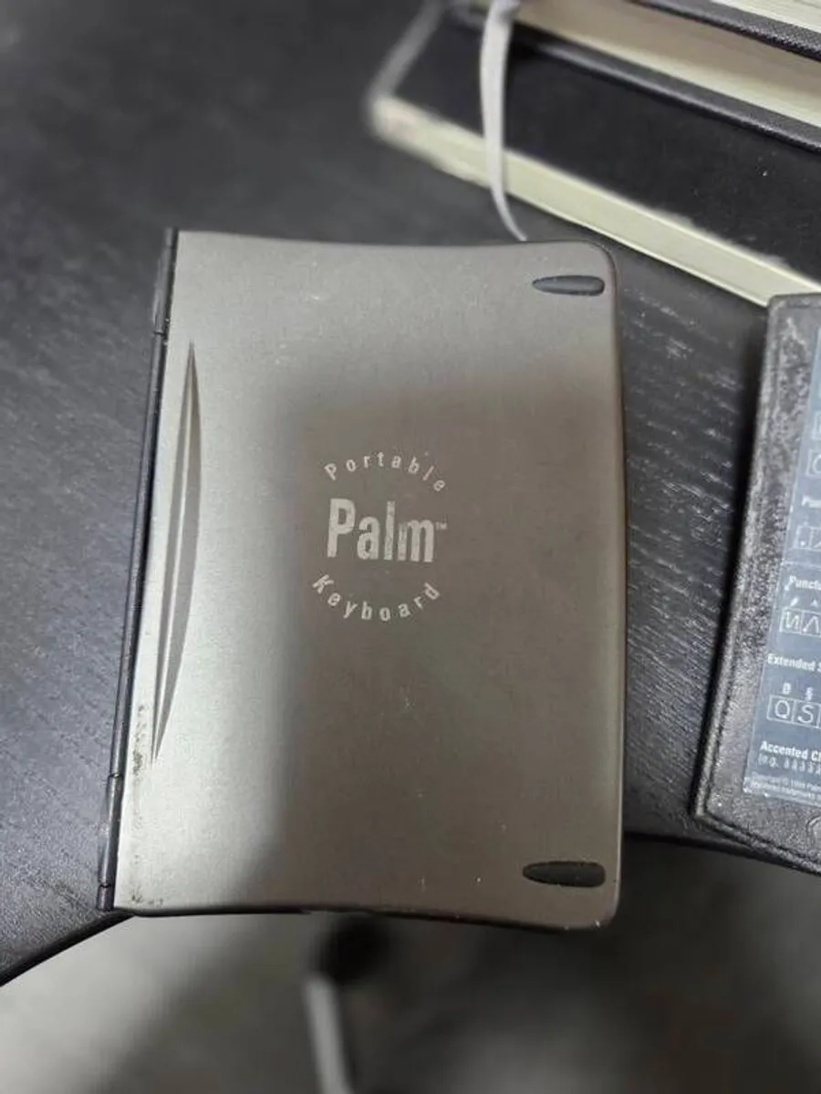 Palm Pilot M505 M500 with chargers and fold up keyboard - Image 3