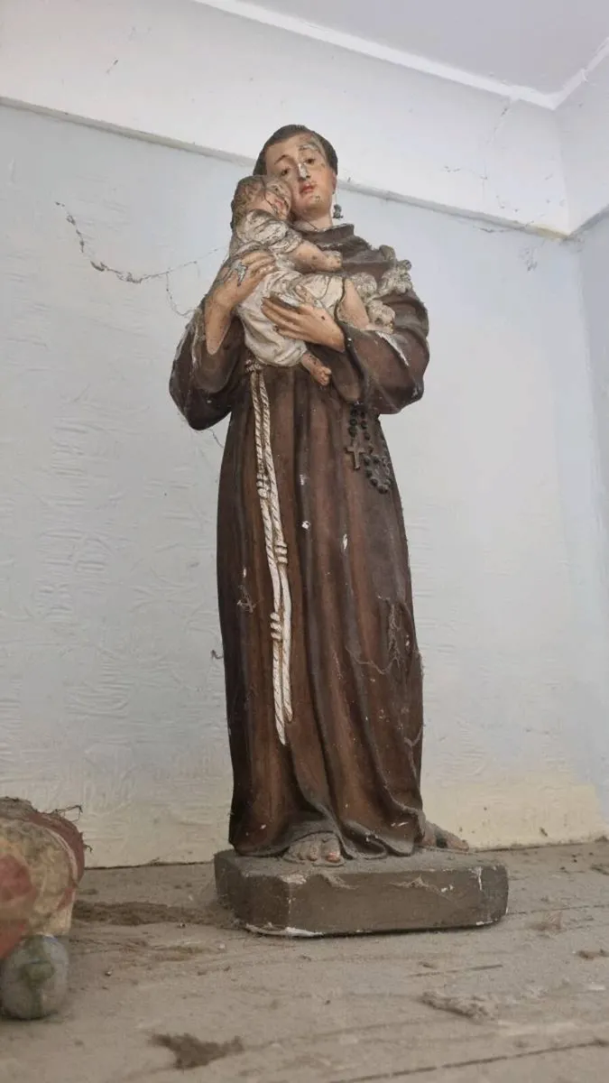 St Patrick Figurine - Image 2