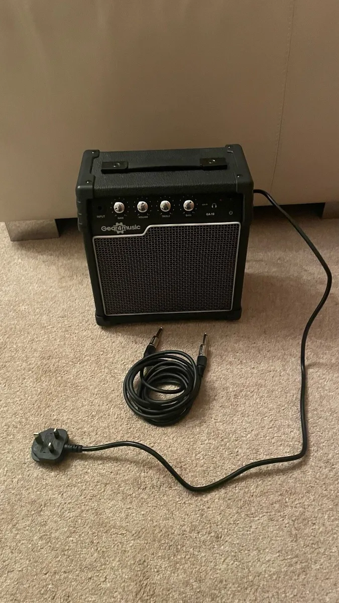 Gear4music guitar amp - Image 4