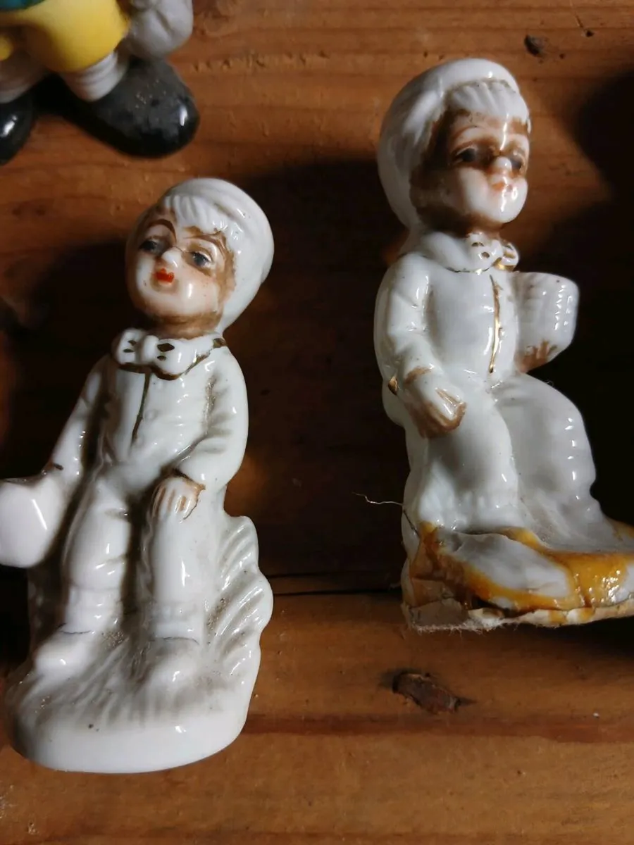 Old ornaments - Image 4