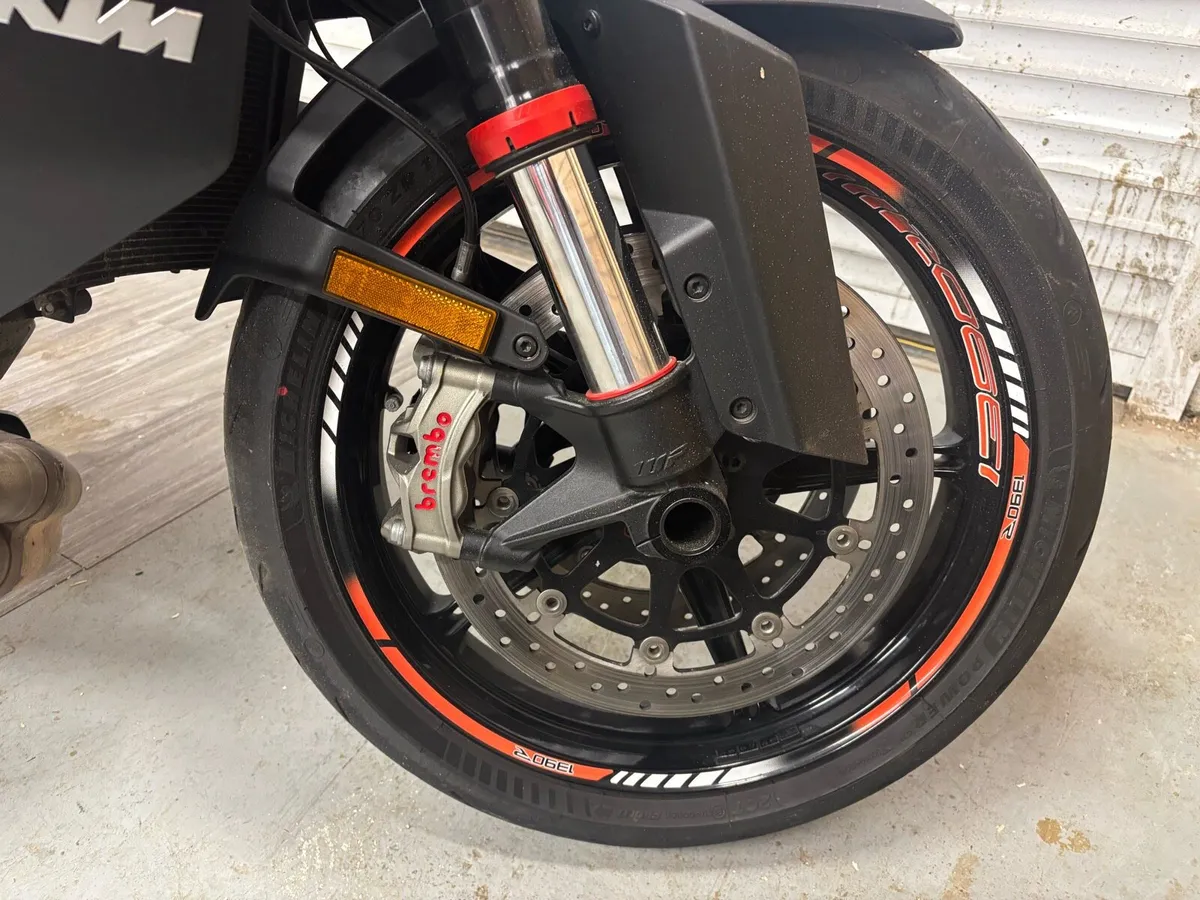 KTM 1390 - Image 2