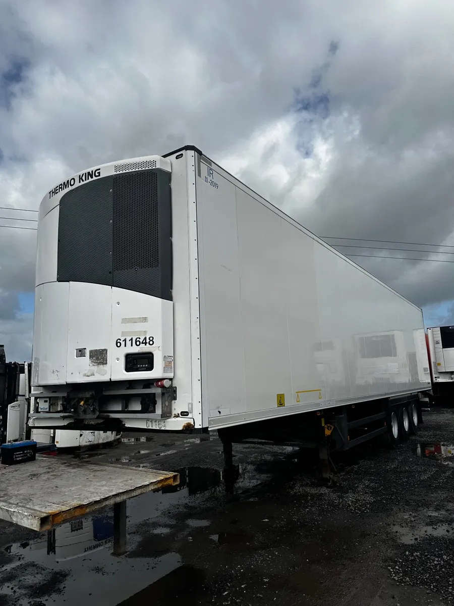 Schmitz fridge trailer - Image 1