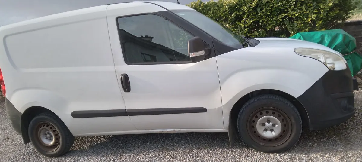 Opel Combo 2012 - Image 1